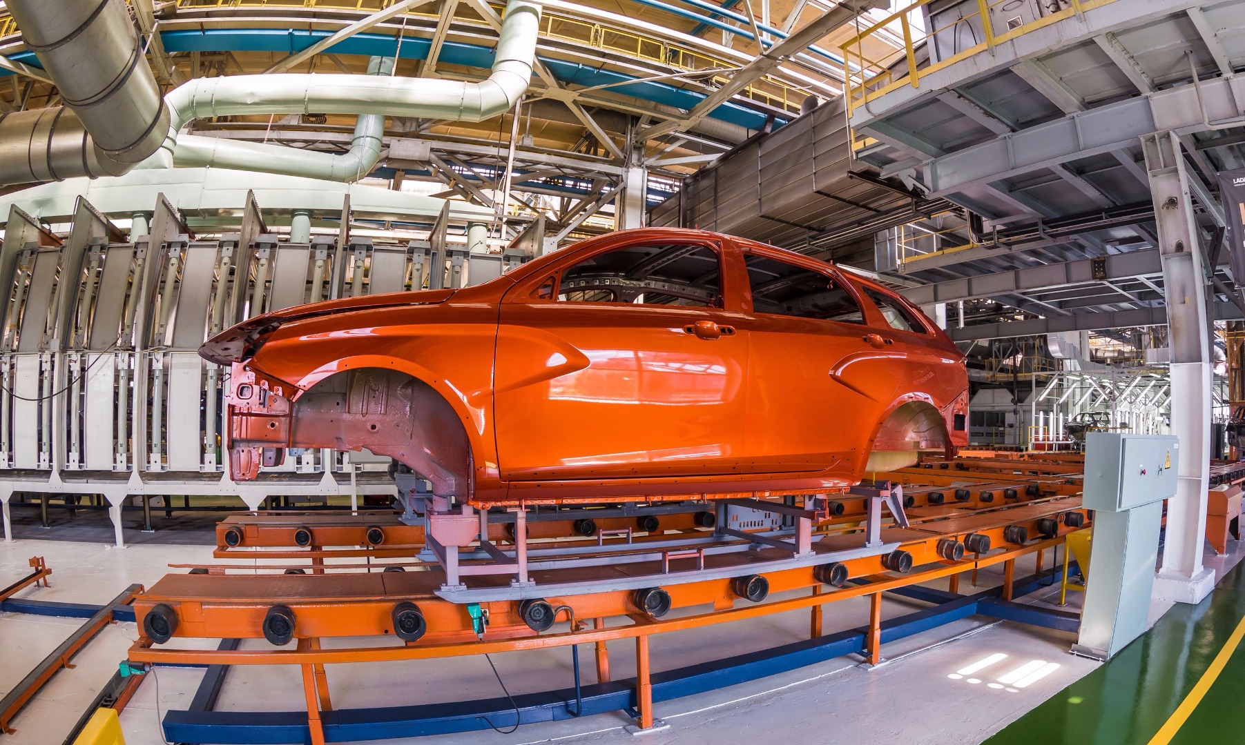 11.09.2017 СТАРТ серийного производства LADA Vesta SW и LADA Vesta SW Cross