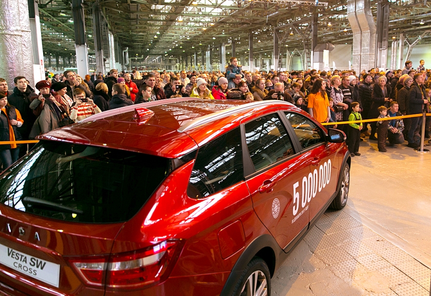 ''LADA Ижевск'' выпустил 5-миллионный автомобиль!