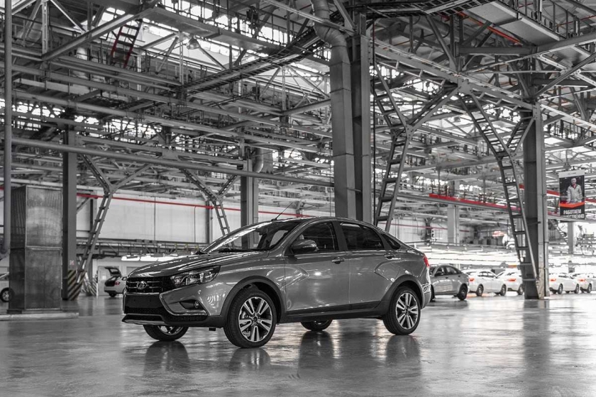 LADA VESTA CROSS - ДАН СТАРТ СЕРИЙНОМУ ПРОИЗВОДСТВУ