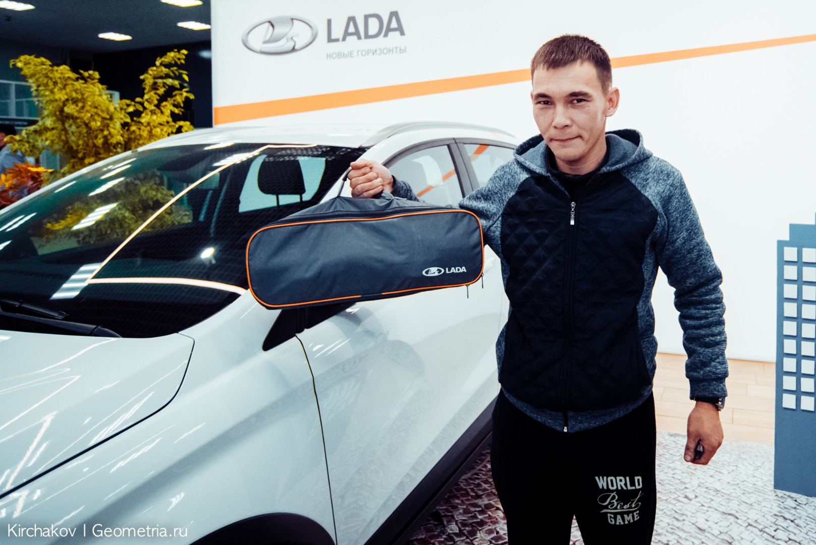 LADA XRAY Cross - презентация нового автомобиля в ''Тюмень-АВТОВАЗ''!