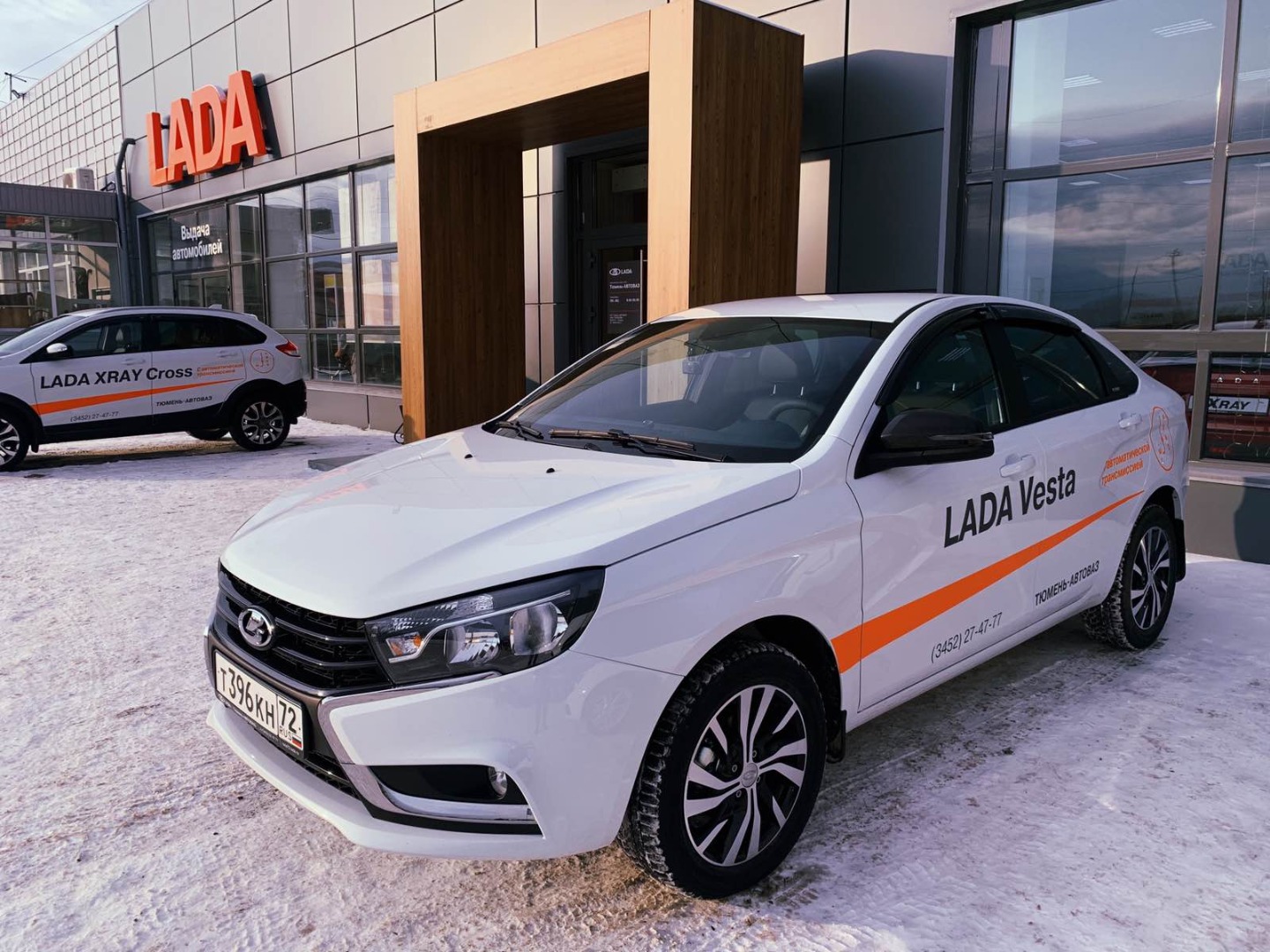 ЗНАКОМИМСЯ С ОБНОВЛЕННОЙ LADA VESTA AT!